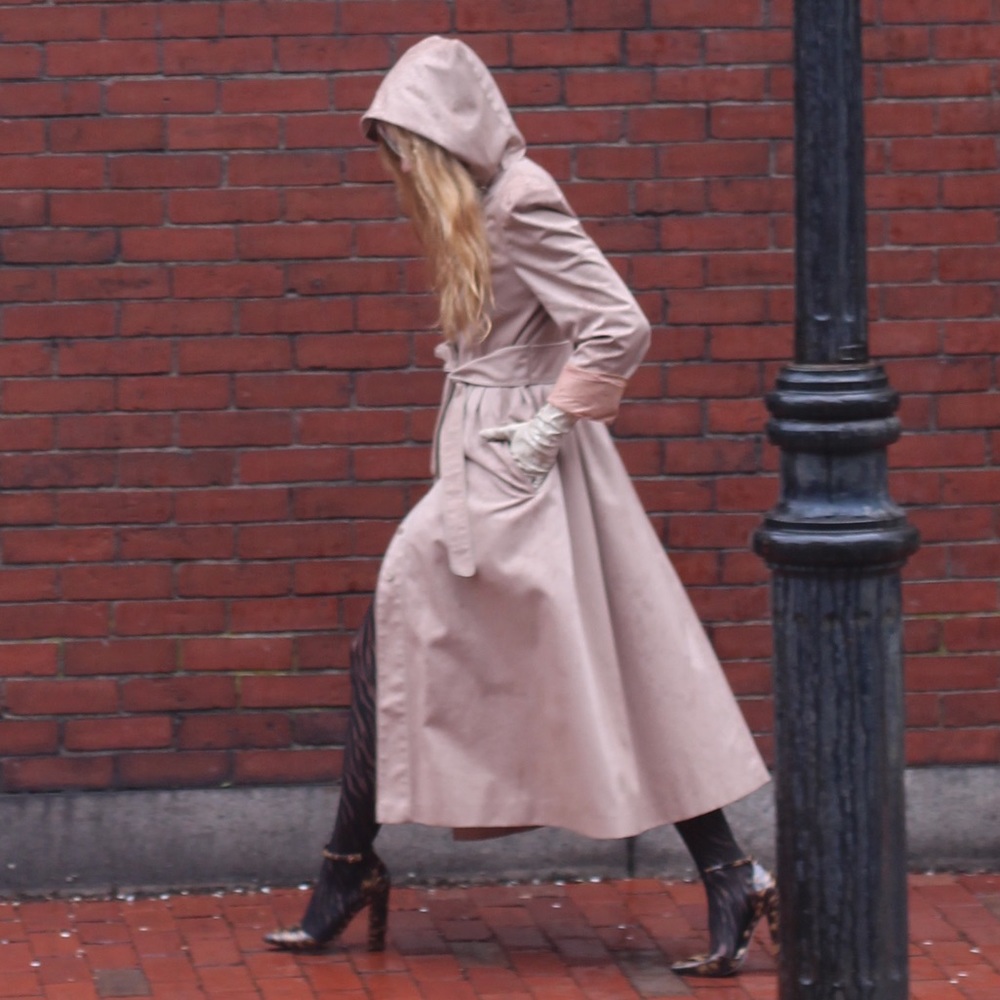 Rain coat/ trench